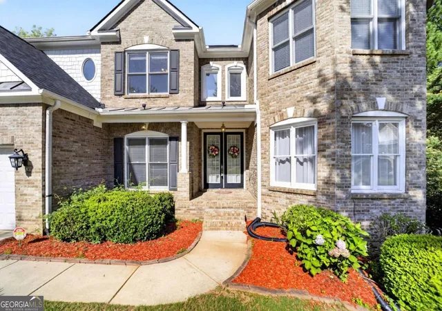 Photo 3 of Mansion for sale at 2274 Norbury Dr Se, Smyrna, GA 30080 | MLS# 10795935 | Listing updated on 2026-08-25