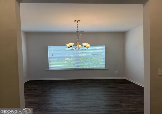 5th image of 237 Sycamore Dr, Calhoun, GA 30701 | MLS# 10806903