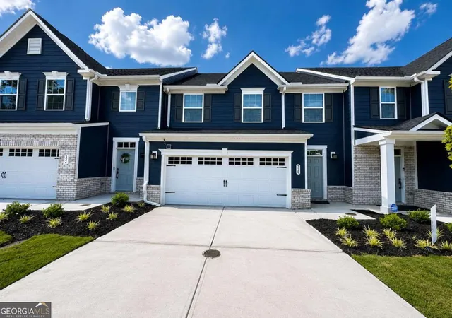 1st image of 320 Mayflower Dr, Mcdonough, GA 30253 | MLS# 10801547
