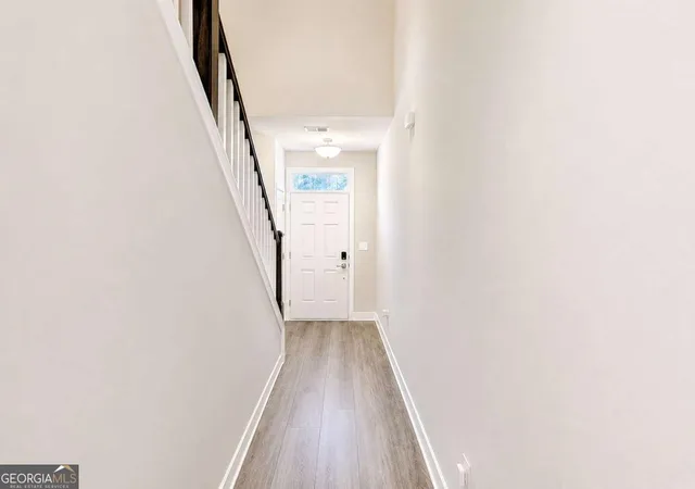 3rd image of 320 Mayflower Dr, Mcdonough, GA 30253 | MLS# 10801547