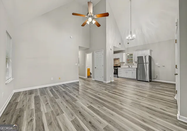 Photo 4 of Single family home for sale at 3071 Jones St, East Point, GA 30344 | MLS# 10829221 | Listing updated on 2026-09-28