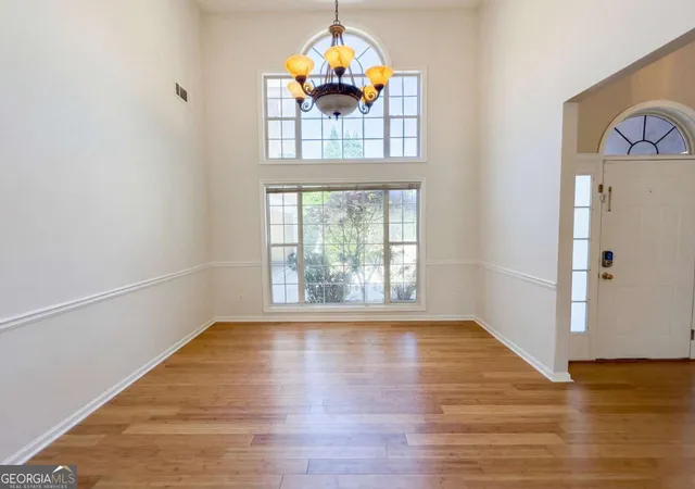 Photo 3 of Single family home for sale at 404 Eaglet Ct, Mcdonough, GA 30253 | MLS# 10730990 | Listing updated on 2026-09-20