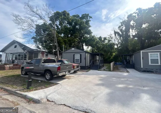 3rd image of 1414 Martin Luther King Jr Blvd, Brunswick, GA 31520 | MLS# 10742345
