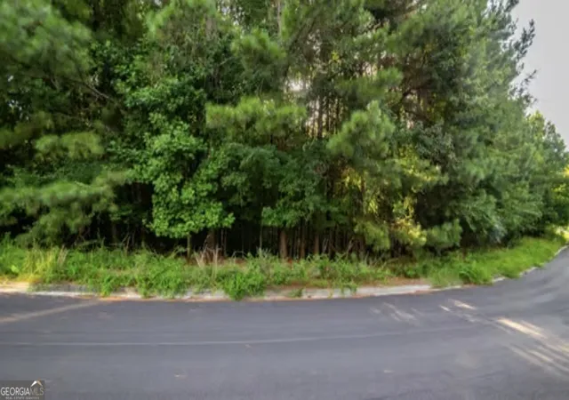 3rd image of 1400 River Station Dr Se, Lawrenceville, GA 30045 | MLS# 10814873
