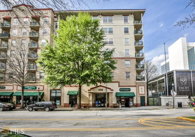 Condominium at 230 E Ponce De Leon Ave #109, Decatur, GA 30030 | MLS# 8952117 | | Sold on 2021-05-11