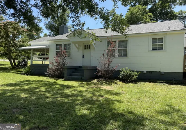 1st image of 1511 W Poplar St, Griffin, GA 30224 | MLS# 10789992