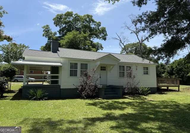 2nd image of 1511 W Poplar St, Griffin, GA 30224 | MLS# 10789992
