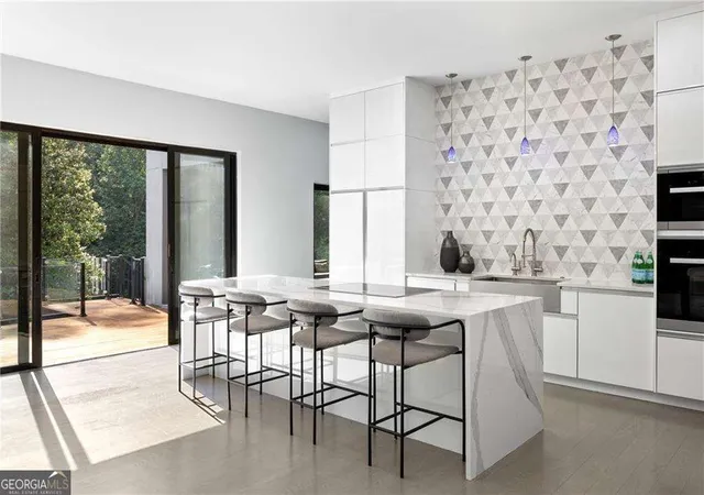 Photo 4 of Single family home for sale at 4036 Statewood Rd, Atlanta, GA 30342 | MLS# 10821629 | Listing updated on 2026-09-30