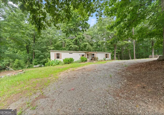 Homes for sale in Dawsonville, GA | 37 Adrianne Ln, Dawsonville, GA 30534 | MLS# 10798882