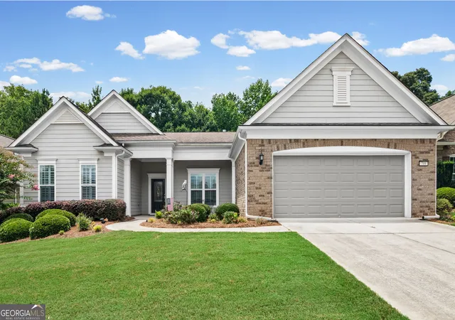 Photo 1 of Single family home for sale at 709 Tee Box Dr, Griffin, GA 30223 | MLS# 10806500 | Listing updated on 2026-09-17
