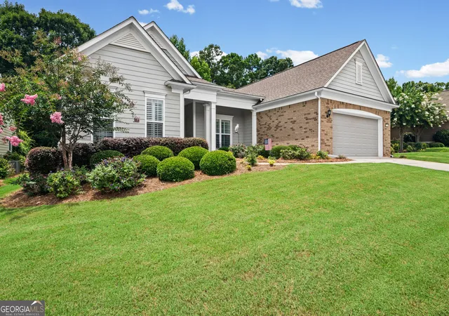 Photo 2 of Single family home for sale at 709 Tee Box Dr, Griffin, GA 30223 | MLS# 10806500 | Listing updated on 2026-09-17