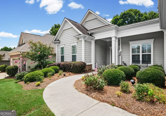 Photo 4 of Single family home for sale at 709 Tee Box Dr, Griffin, GA 30223 | MLS# 10806500 | Listing updated on 2026-09-17