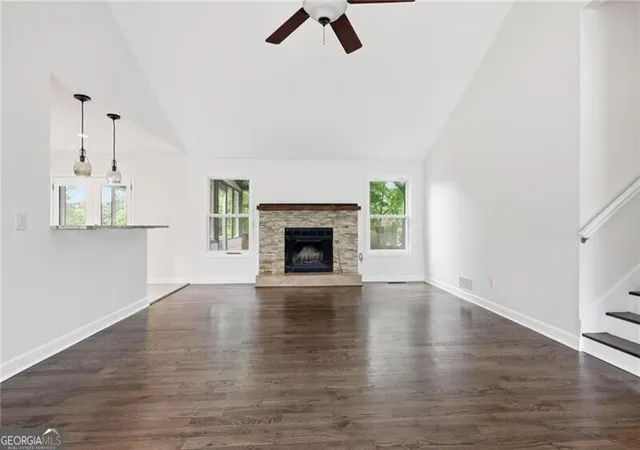 Photo 2 of Single family home for sale at 5077 Ravenwood Dr, Marietta, GA 30066 | MLS# 10773092 | Listing updated on 2026-06-25
