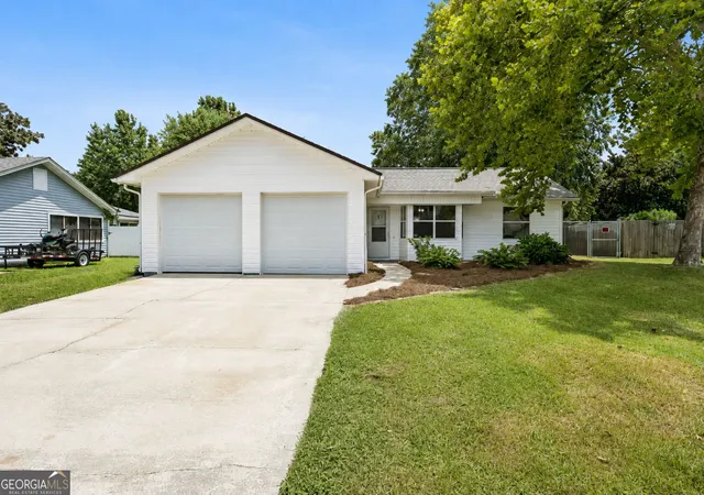 2nd image of 144 Cherry Point Dr, St. Marys, GA 31558 | MLS# 10824342