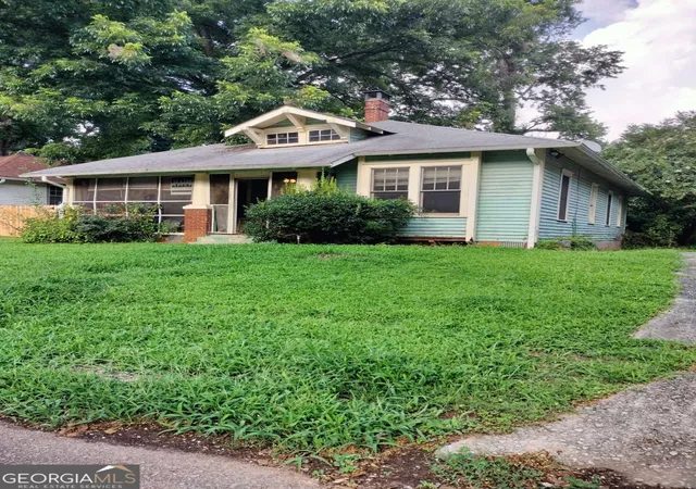 Photo 1 of Single family home for sale at 1424 Graham St Sw, Atlanta, GA 30310 | MLS# 10813843 | Listing updated on 2026-09-14