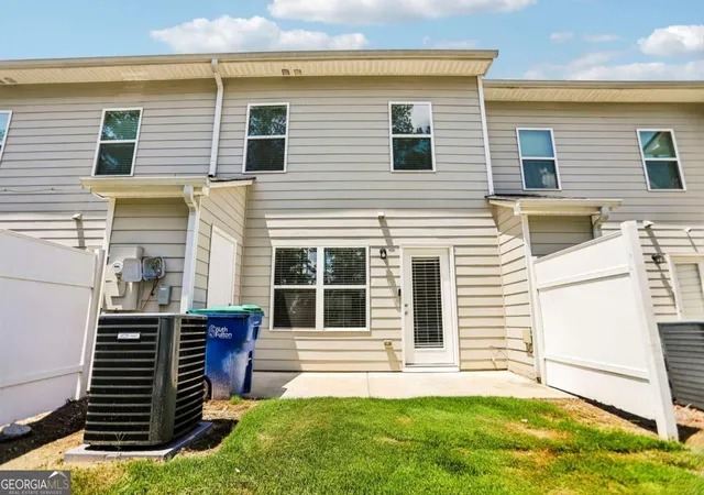 Photo 24 of Townhouse for sale at 4422 Pinscher St, Union City, GA 30291 | MLS# 10784349 | Listing updated on 2026-08-21