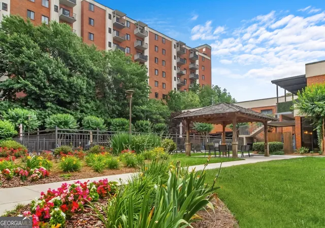 2nd image of 300 Johnson Fry Rd Ne, Sandy Springs, GA 30328