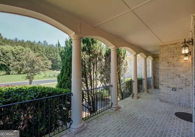 3rd image of 203 Brunswick Dr, Tyrone, GA 30290 | MLS# 10827996