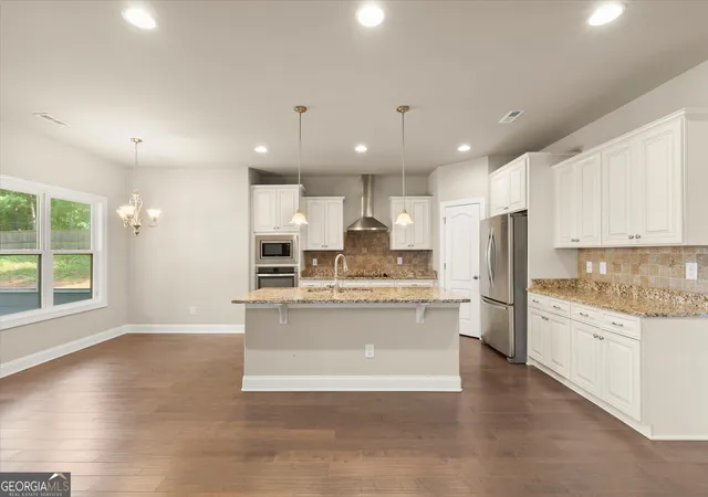 Photo 4 of Sale Pending at 102 Gracie Gdns Ct, Newnan, GA 30263 | MLS# 10804336 | Listing updated on 2026-08-08