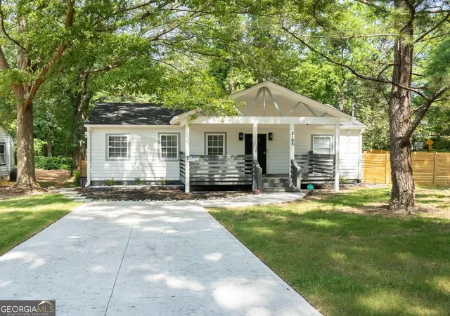 1st image of 2195 Penelope St Nw, Atlanta, GA 30314 | MLS# 10829994