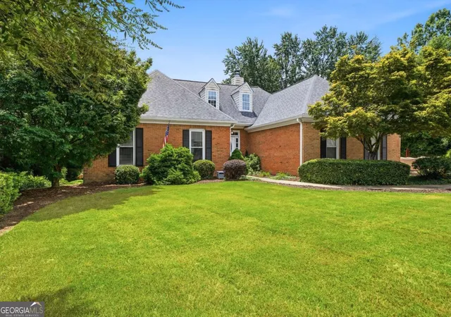 Photo 2 of Single family home for sale at 4346 Collingham Tr Ne, Marietta, GA 30068 | MLS# 10803908 | Listing updated on 2026-09-17