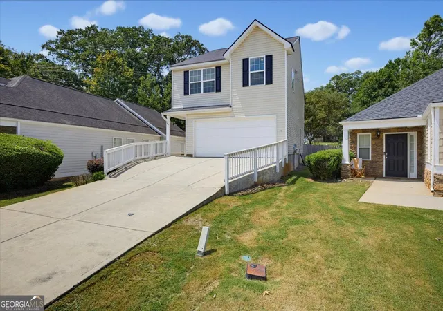 Photo 3 of Single family home for sale at 36 Lila Way, Cartersville, GA 30120 | MLS# 10820837 | Listing updated on 2026-09-13