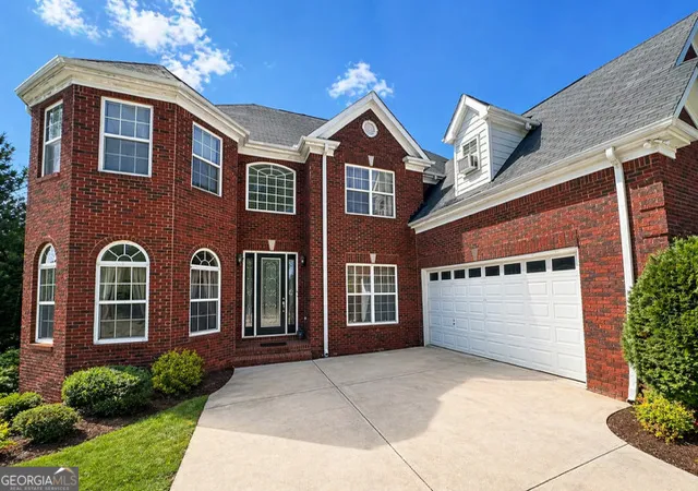 Photo 2 of Single family home for sale at 260 Wyncreek Ct Sw, Atlanta, GA 30331 | MLS# 10740973 | Listing updated on 2026-06-20