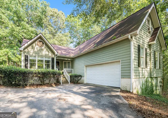 Photo 1 of Single family home for sale at 172 Crown Forest Dr, Mcdonough, GA 30252 | MLS# 10821744 | Listing updated on 2026-08-21