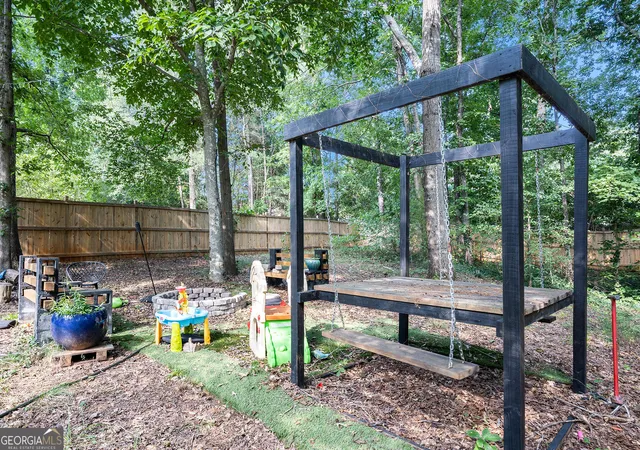 Photo 3 of Single family home for sale at 172 Crown Forest Dr, Mcdonough, GA 30252 | MLS# 10821744 | Listing updated on 2026-08-21