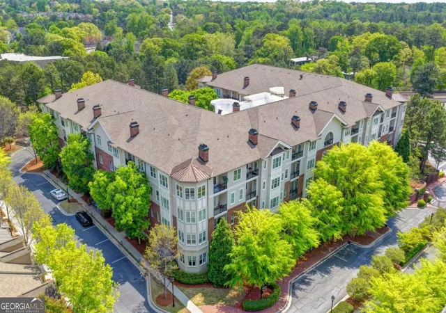 Homes for sale in Atlanta, GA | 3635 E Paces Cir Ne, Atlanta, GA 30326
