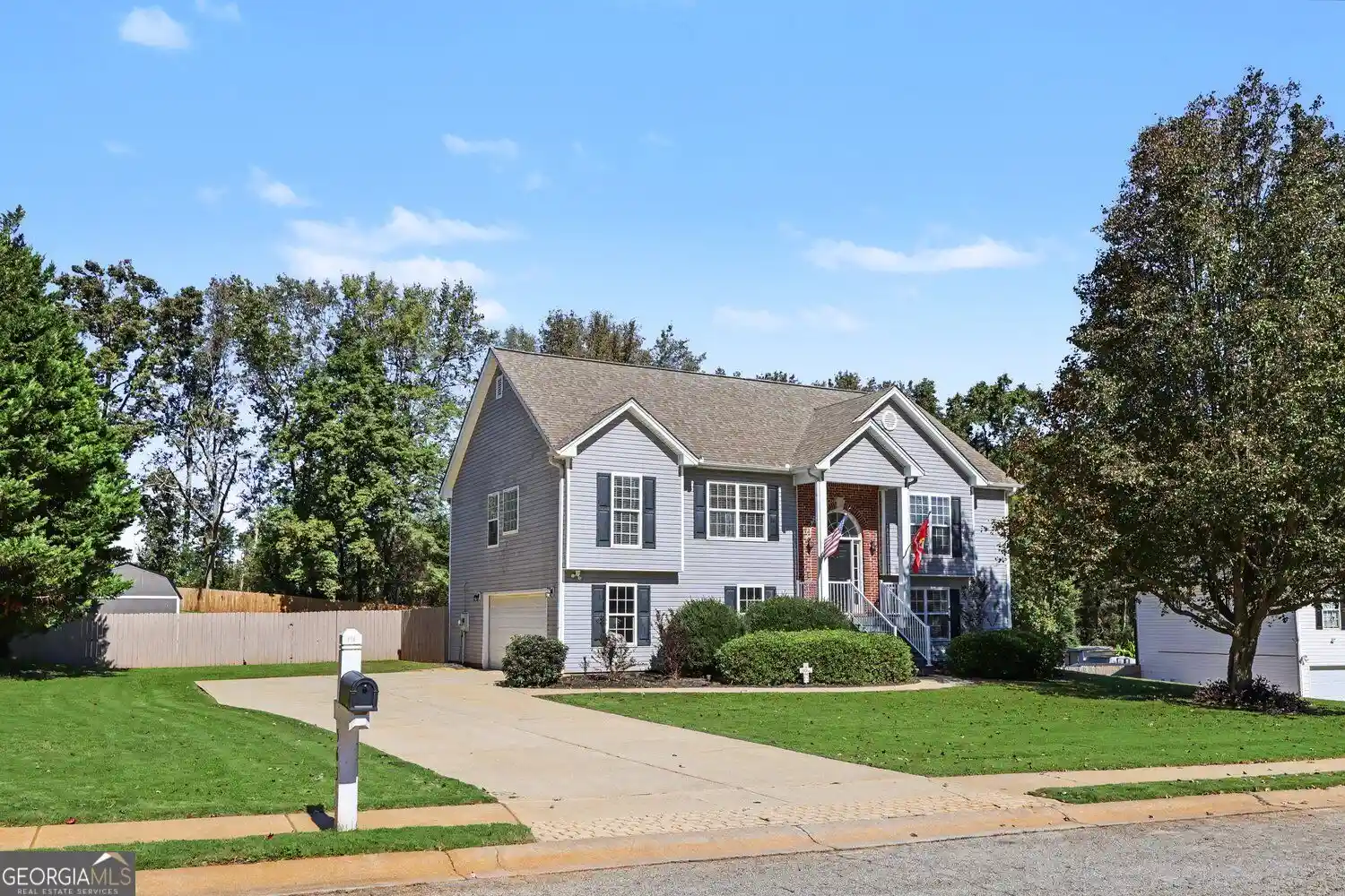 Photo 1 of Single family home for sale at 563 Bailey Dr, Jefferson, GA 30549 | MLS# 10876623 | Listing updated on 2026-10-22