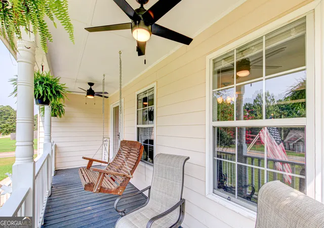 Photo 3 of Single family home for sale at 121 Chariot Dr, Griffin, GA 30224 | MLS# 10819637 | Listing updated on 2026-08-19