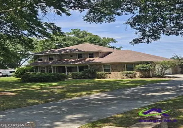 Homes for sale in Warner Robins, GA | 305 Empire Trl, Warner Robins, GA 31088 | MLS# 10783567