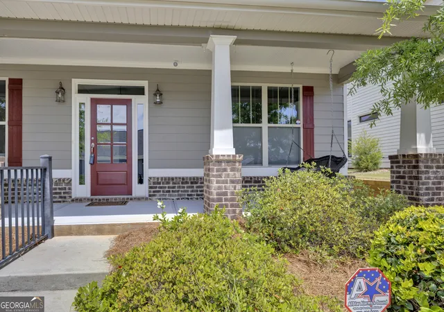 Photo 3 of Single family home for sale at 4195 Dorchester Dr SE, Covington, GA 30014 | MLS# 10759114 | Listing updated on 2026-09-27