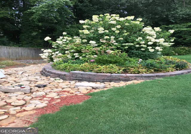 3rd image of 2203 Loudon Ln Nw, Kennesaw, GA 30152 | MLS# 10707380