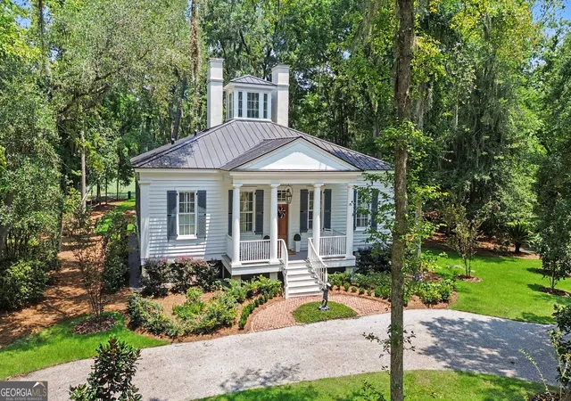 2nd image of 192 Myrtle Grove Ln, Richmond Hill, GA 31324 | MLS# 10823105