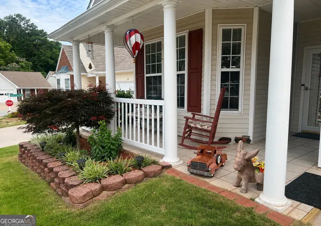 3rd image of 611 Wild Rose Ct, Mcdonough, GA 30253 | MLS# 10794377