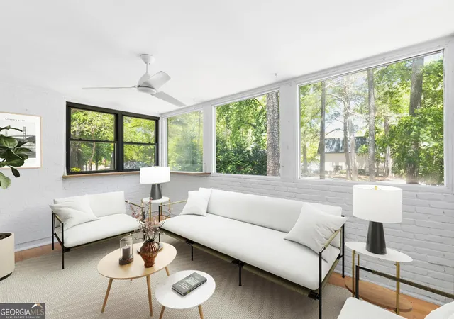Listing Photo 3 - Condo for sale in building located at 7 Cantey Pl NW, Atlanta, GA 30327