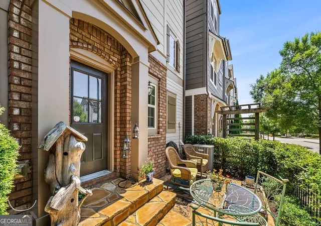 Photo 2 of Single family home for sale at 156 Blakemore Dr Se, Smyrna, GA 30080 | MLS# 10779647 | Listing updated on 2026-06-22