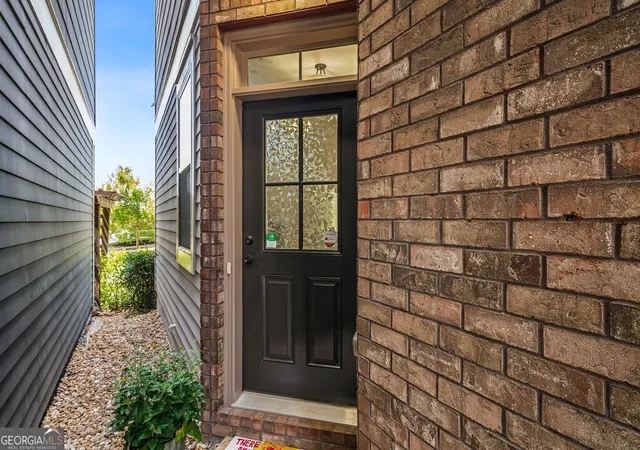 Photo 3 of Single family home for sale at 156 Blakemore Dr Se, Smyrna, GA 30080 | MLS# 10779647 | Listing updated on 2026-06-22