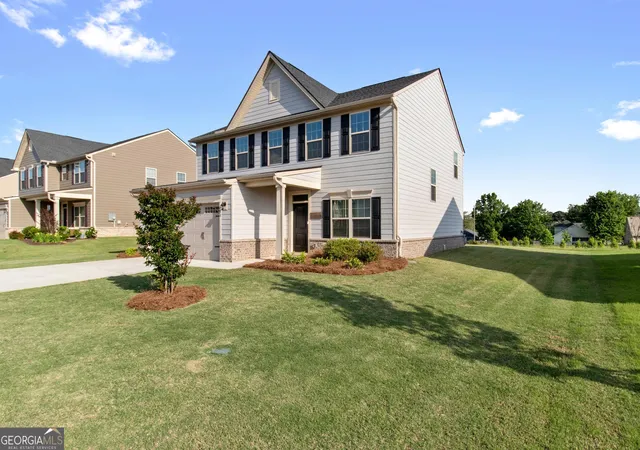 Photo 2 of Single family home for sale at 838 Maduro Way, Mcdonough, GA 30253 | MLS# 10809501 | Listing updated on 2026-08-14