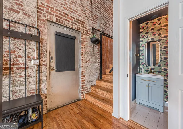 Listing Photo 4 - Condo for sale in building located at 320 Martin Luther King Jr Dr Se, Atlanta, GA 30312 - Unit #13