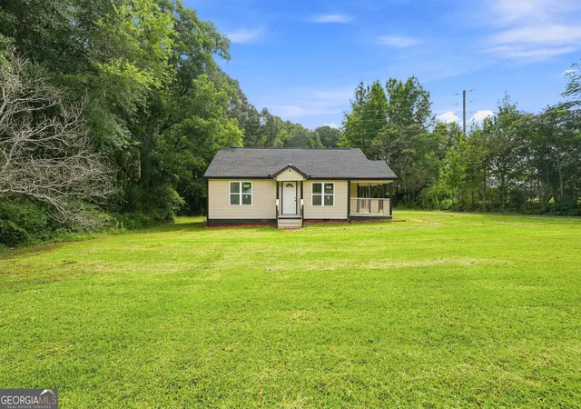 2nd image of 1061 Hwy 3 N, Hampton, GA 30228 | MLS# 10821869