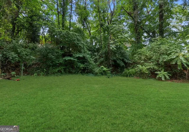 8th image of 1409 Hawkins St Nw, Atlanta, GA 30314 | MLS# 10803364