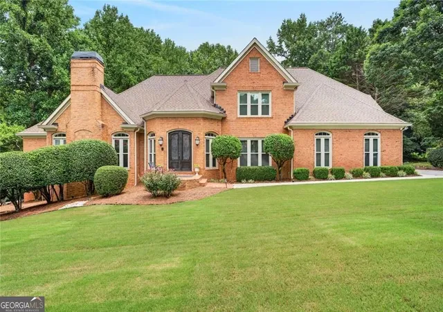 1st image of 555 Twinflower Ct, Roswell, GA 30075 | MLS# 10822191