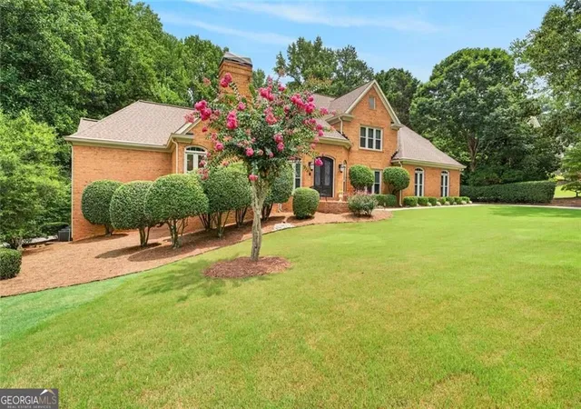 2nd image of 555 Twinflower Ct, Roswell, GA 30075 | MLS# 10822191