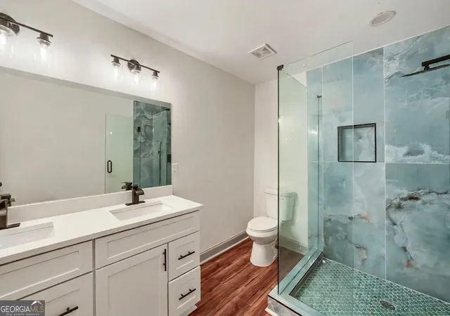 Photo 4 of Single family home for sale at 447 Birney St, Marietta, GA 30060 | MLS# 10777017 | Listing updated on 2026-08-22