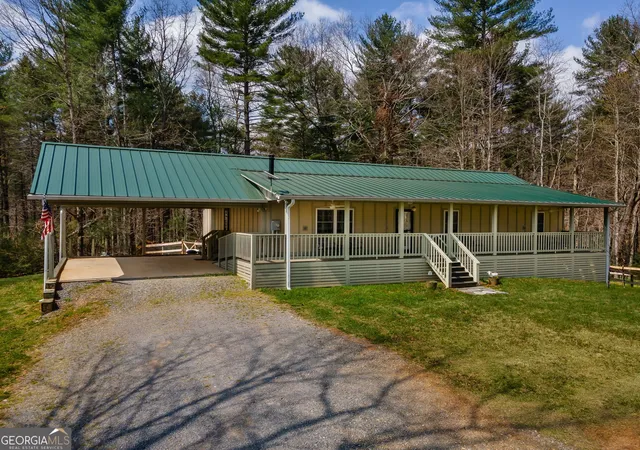 Photo 1 of Single family home for sale at 1132 Hells Holw Rd, Blue Ridge, GA 30513 | MLS# 10724894 | Listing updated on 2026-07-23