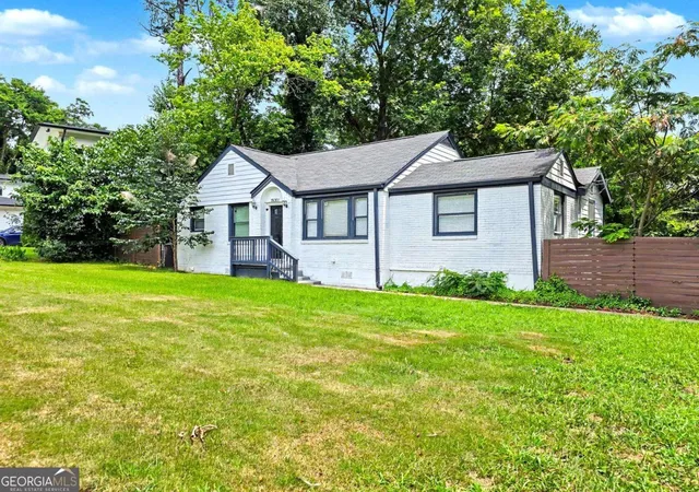 3rd image of 1530 Columbia Dr, Decatur, GA 30032 | MLS# 10805467