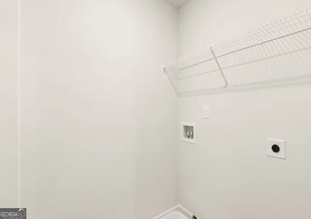 33rd image of 3895 Donetta Dr, Atlanta, GA 30349 | MLS# 10791512